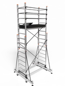 פיגום אלומיניום טלסקופי נייד דגם 7509 – מתכוונן לגובה עבודה ‎3.6–5.1 מ׳ (כולל אדם) | תקן EN1004 דגמי 2026-1