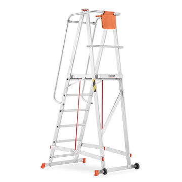 סולם תחזוקה מתקפל מאלומיניום – 5+1 שלבים, גובה משטח דריכה 1.5 מ' | כולל פלטפורמה, מעקה בטיחות וגלגלים - 0