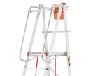 סולם תחזוקה מתקפל מאלומיניום – 6+1 שלבים, גובה משטח דריכה 1.8 מ' | כולל פלטפורמה, מעקה בטיחות וגלגלים-3