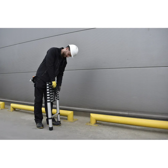 סולם אלומיניום טלסקופי 9 שלבים 2.6 מ'