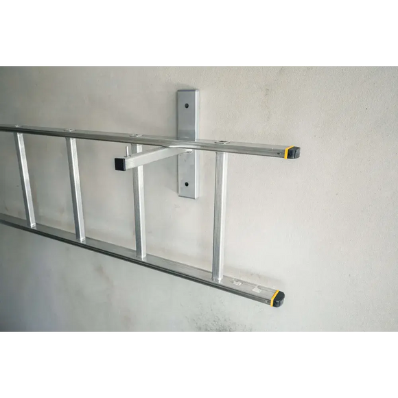 מחזיק קיר אוניברסלי לאחסון סולמות – מתאים לכל סוגי הסולמות Drabest